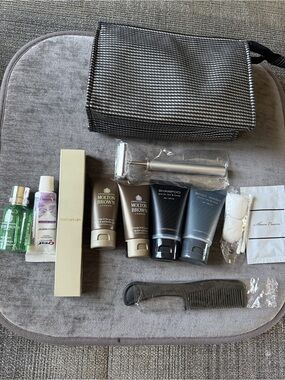 Molton Brown Bath Set with Gray Travel Pouch and Silver Razor